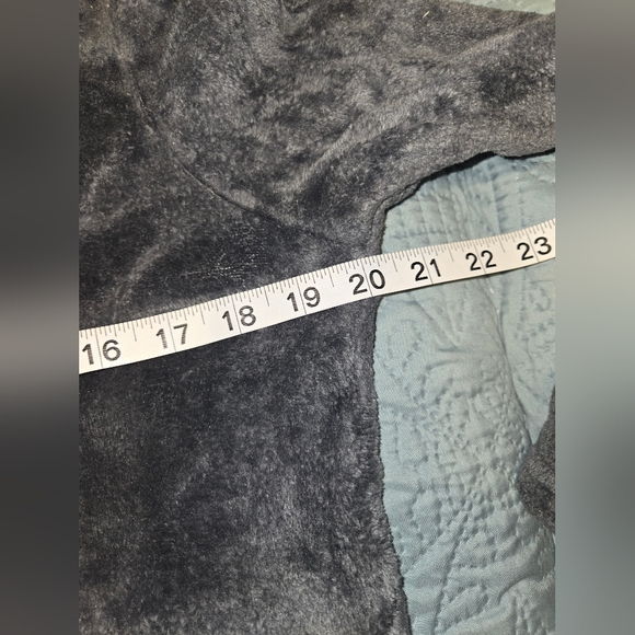 Disney 100 Women's S Thumper Fleece Sleepwear Top - Picture 9 of 12